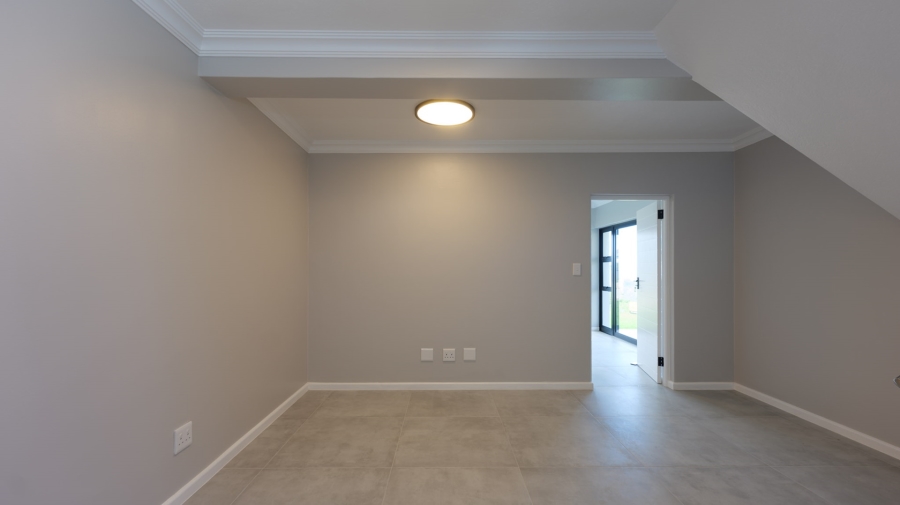 3 Bedroom Property for Sale in Suiderstrand Western Cape